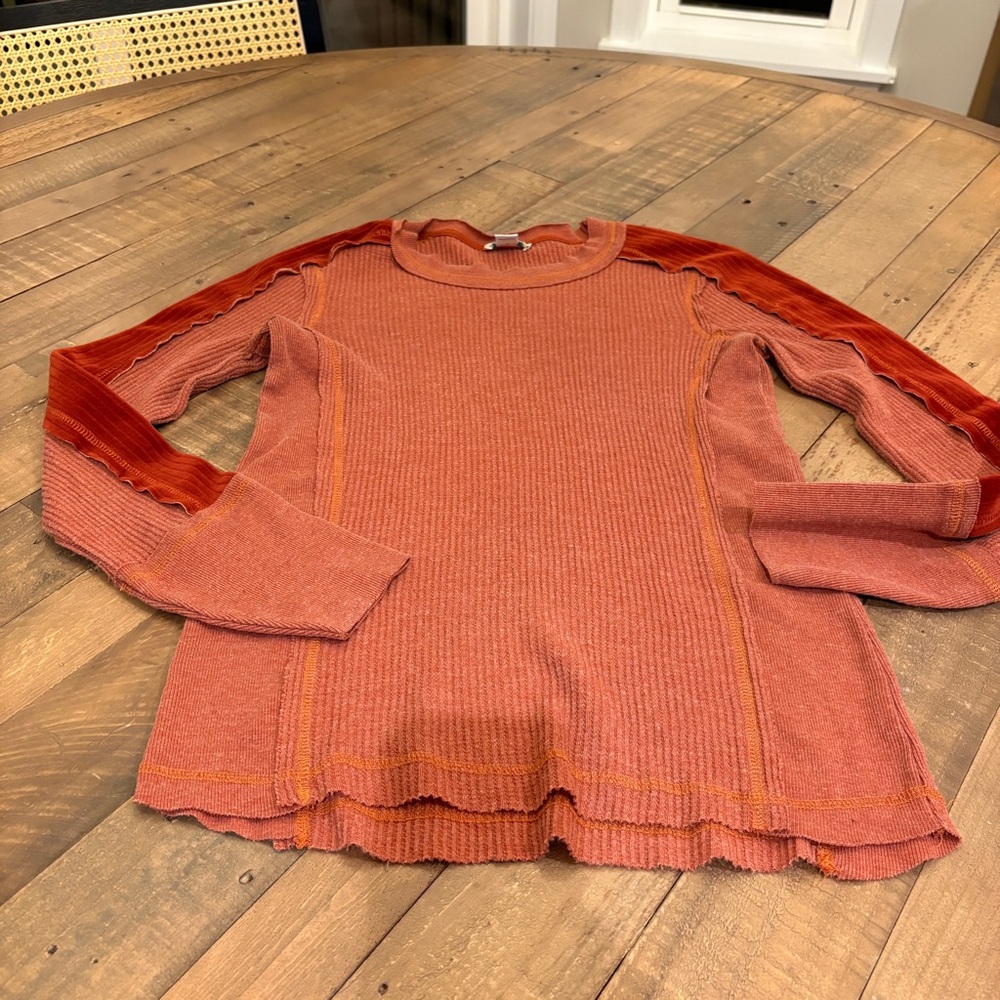 Sundance Thermal Top Women’s XS Velvet Burnt Orange Rust Waffle Knit Long Sleeve